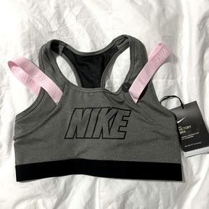 NWT Nike sports bra